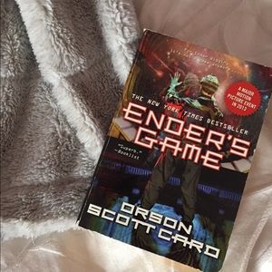 A bundle of 2 books